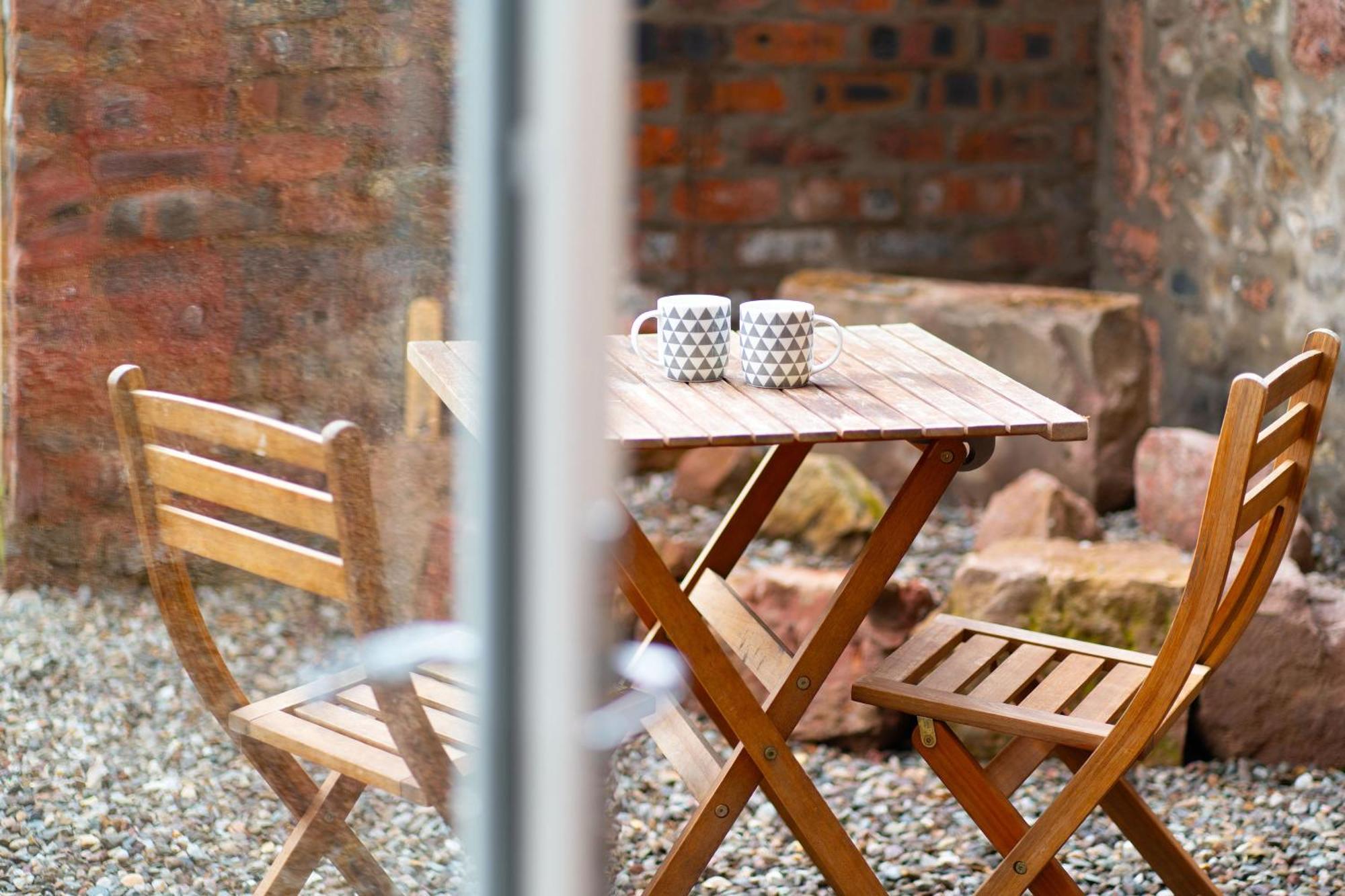 Ferienwohnung Grange8 Luxury Snug & Courtyard In Blairgowrie Blairgowrie and Rattray Exterior foto